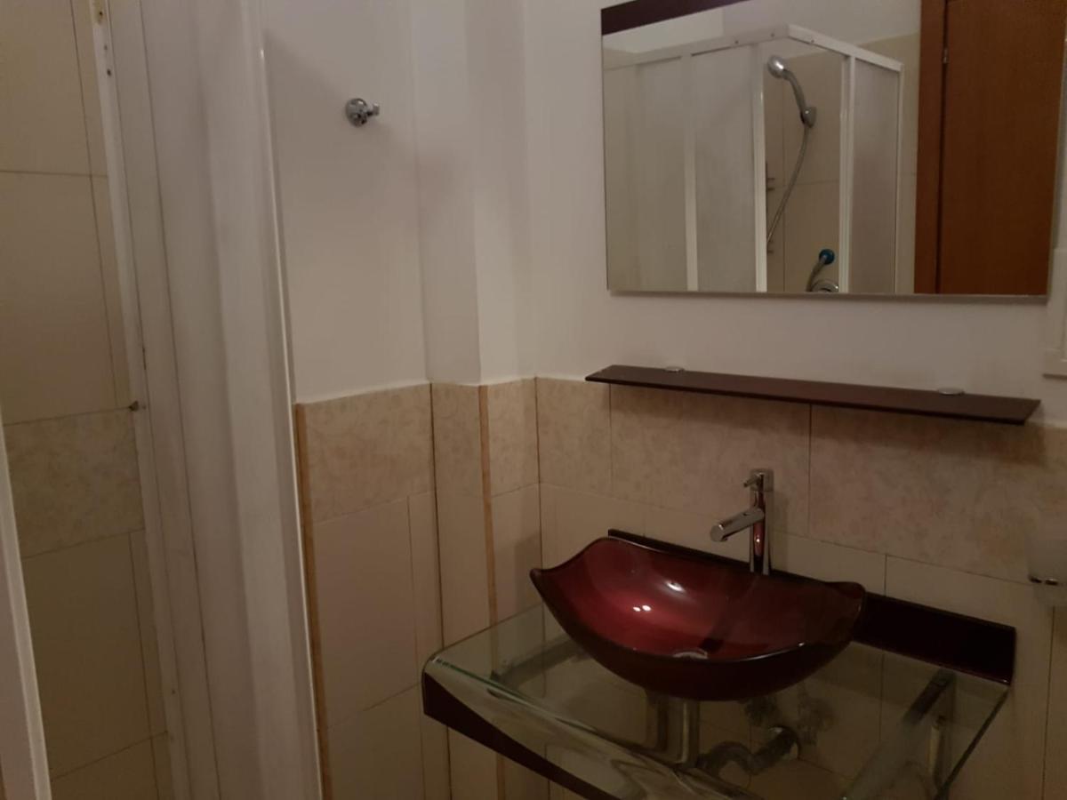 B&B Domus Ubaldi Ρώμη Εξωτερικό φωτογραφία