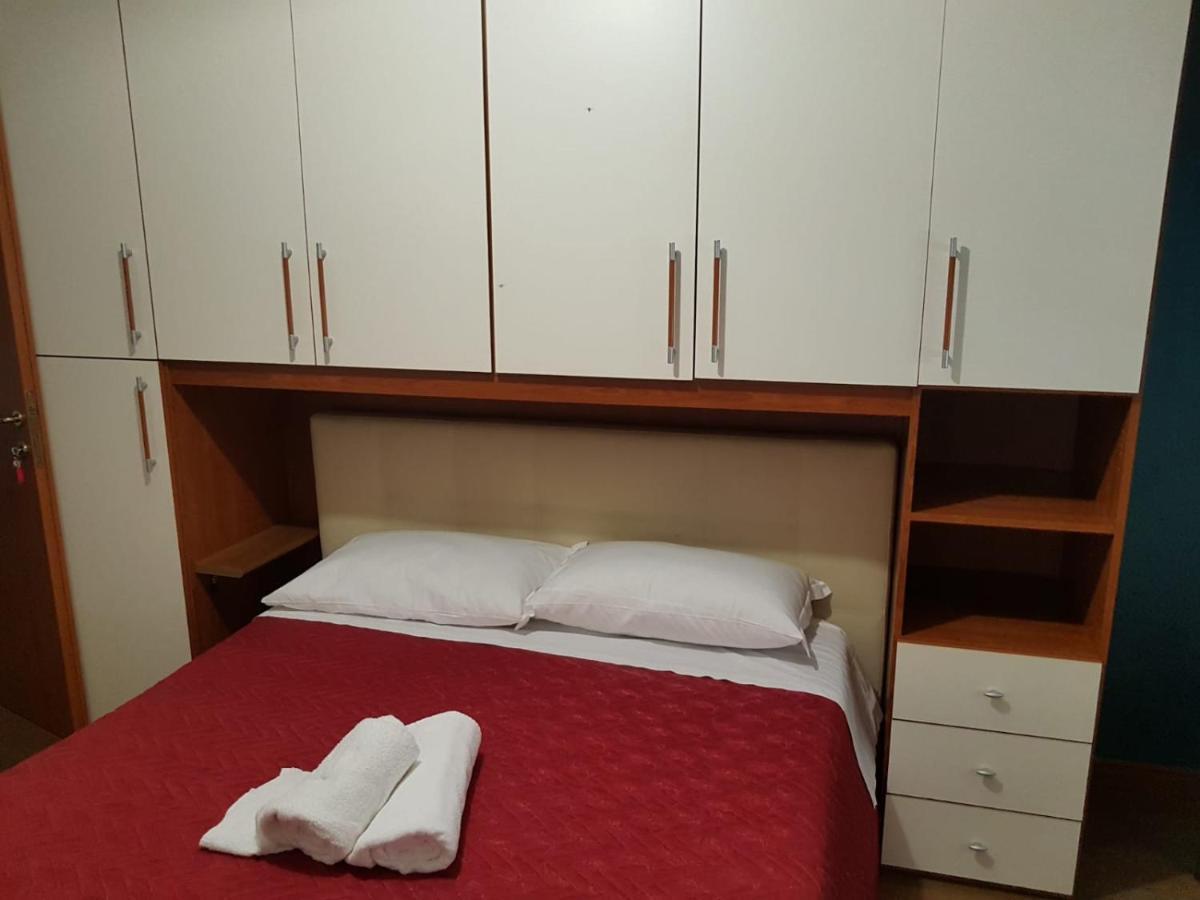 B&B Domus Ubaldi Ρώμη Εξωτερικό φωτογραφία