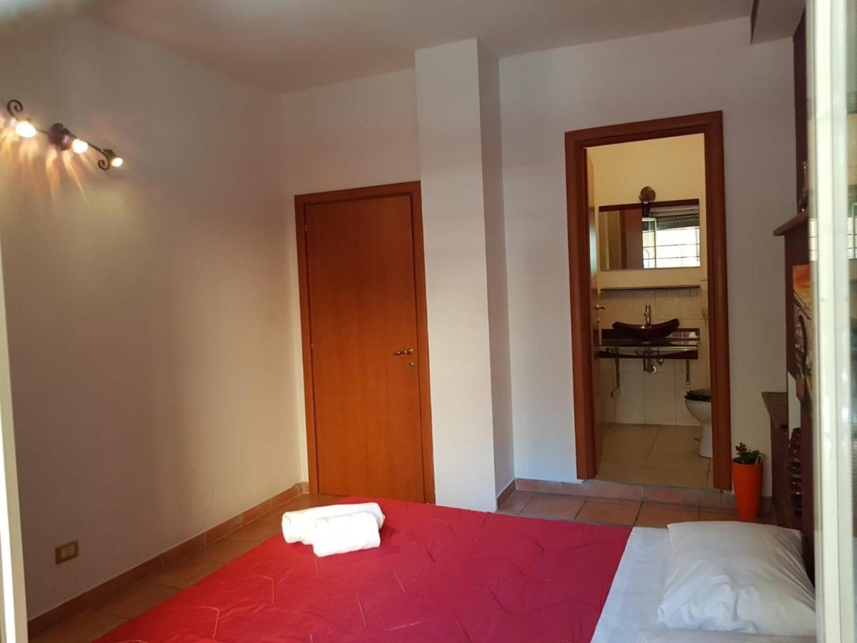 B&B Domus Ubaldi Ρώμη Εξωτερικό φωτογραφία